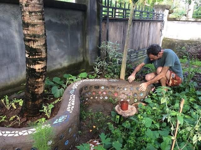 Mosaic Garden Bed