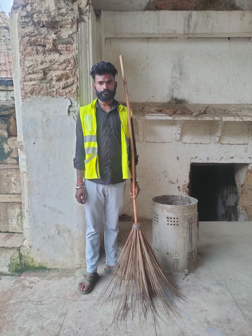 Field engagement included the people who manage waste in everyday public spaces.
